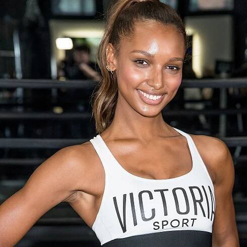 Here's Why Trap Bar Deadlifts Like Jasmine Tookes' Are All Over Instagram