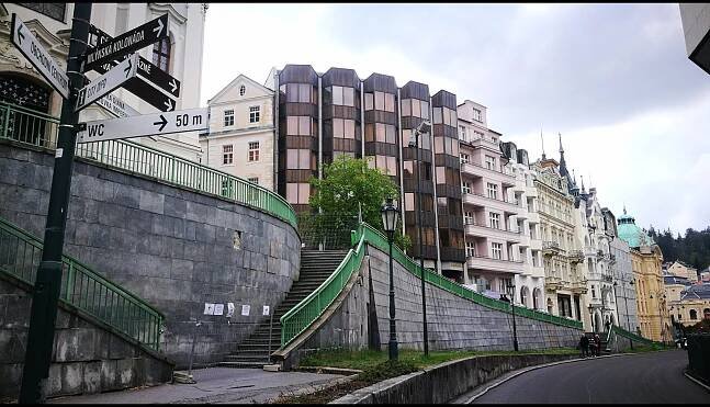 VOJENSKÝ LÁZEŇSKÝ ÚSTAV OSTRAVA