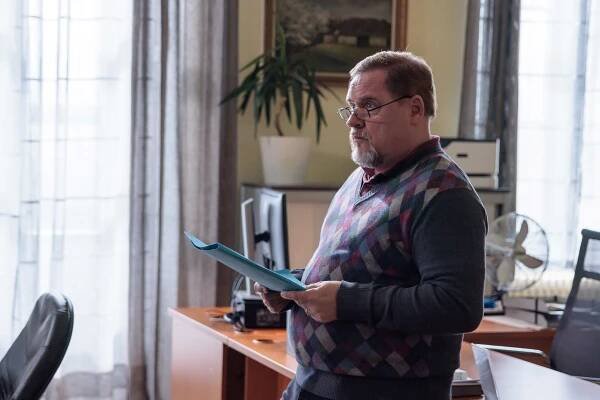 Ondřej Sokol (53) v nové kriminálce: Natáčení na hraně! Včely byly klidné, ale pak už ne...