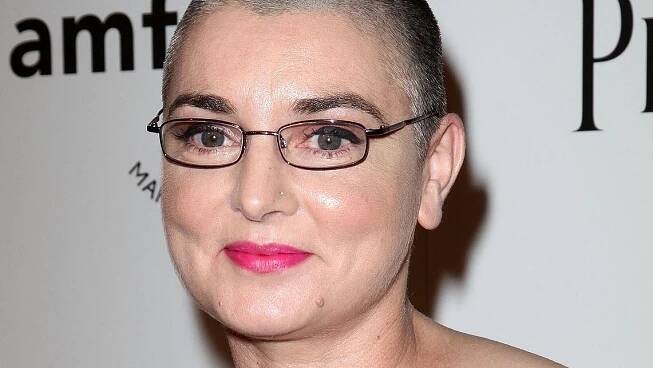 Sinead O’Connor tvrdí, že za únosy a zneužívání dětí může současná popová scéna