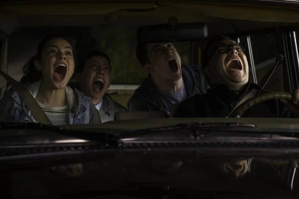 Husí kůže - Z filmu - Odeya Rush, Ryan Lee, Dylan Minnette, Jack Black