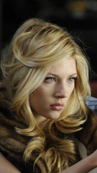 Pin by Sionnaq Serr on Katheryn Winnick in 2025 | Katheryn winnick vikings, Katheryn winnick, Beauty