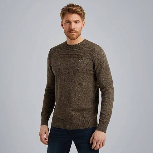 Pullover with texture