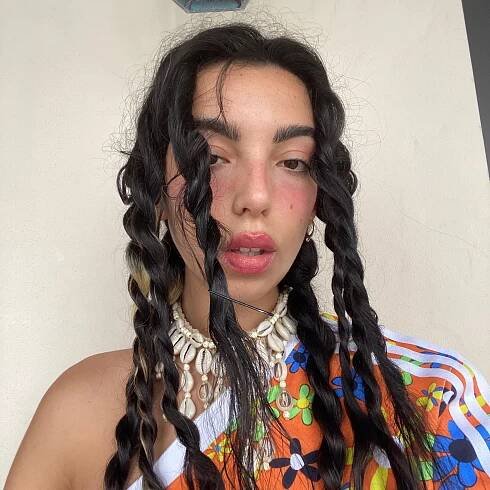 Savannah Hudson Drops Her Skin-Care Routine