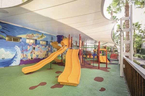 ESTIVAL PARK APARTMENTOS LA PINEDA - Costa Dorada - Španělsko | Nejlepší zájezdy - last minute dovolená a hotely