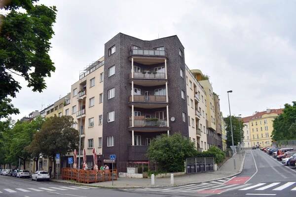 Židovští architekti v Praze (7): Berthold Schwarz – Maskil המשכיל