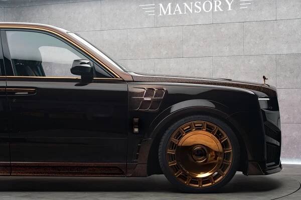 Mansory upravilo další Cullinan a dopadlo to jako vždycky. Milovníci nevkusu ovšem zaplesají