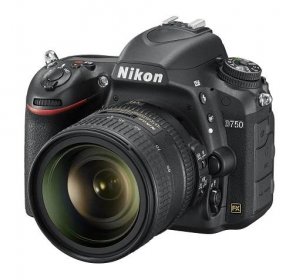Nikon D750 + 24–85 mm AF-S VR