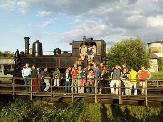 společné foto s gratulanty (foto Martin Šritr)