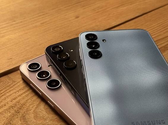 Zdá se vám intenzita vibrací na vašem Samsungu slabá? Tak ji zvyšte