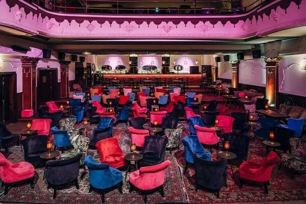 ROYAL - Theatre & Club Chic | Firemní akce