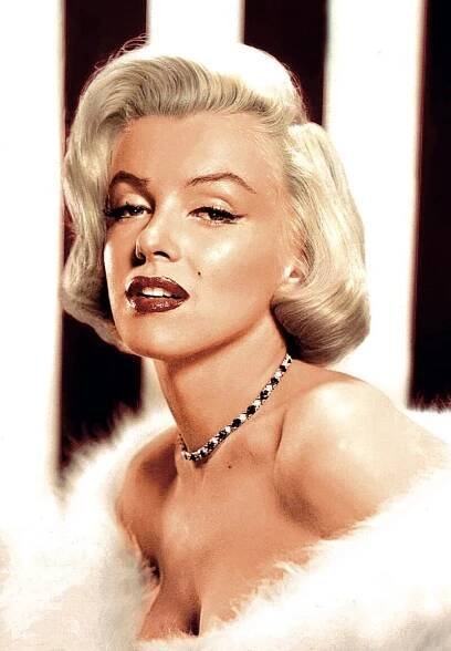 Litoval první manžel Marilyn Monroe toho, že s ní nechtěl mít dítě?
