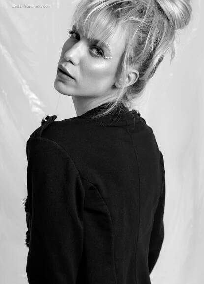 Iveta Maurerova - MODELKY A HOSTESKY D.F.C. FASHION CLUB - MODELINGOVÁ AGENTURA