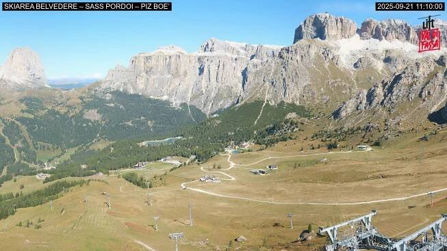 Webcam Canazei - Belvedere - Sas Becé. Col dei Rossi.