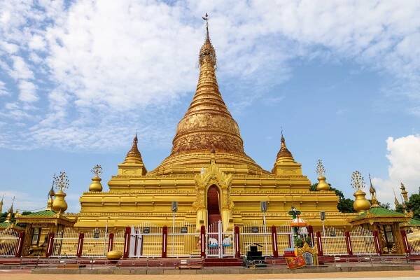 Mandalay, Myanmar, Barma, Deštník