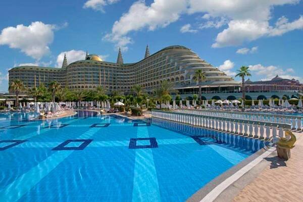 Delphin Imperial Lara 5* - bazén