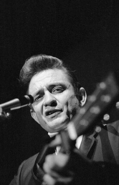 Johnny Cash - The Official Concert Experience — GEALive
