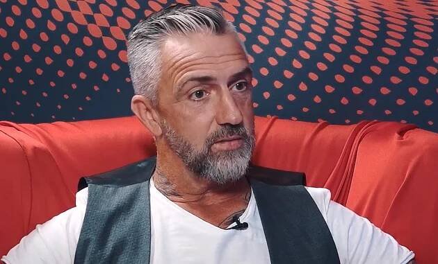 Syn Hüttnerové Matouš Rajmont se dostal do problémů: Baseballkou zdemoloval kadeřnický salon - Zivot