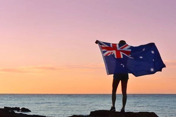 vlajka dne austrálie - australská vlajka - stock snímky, obrázky a fotky