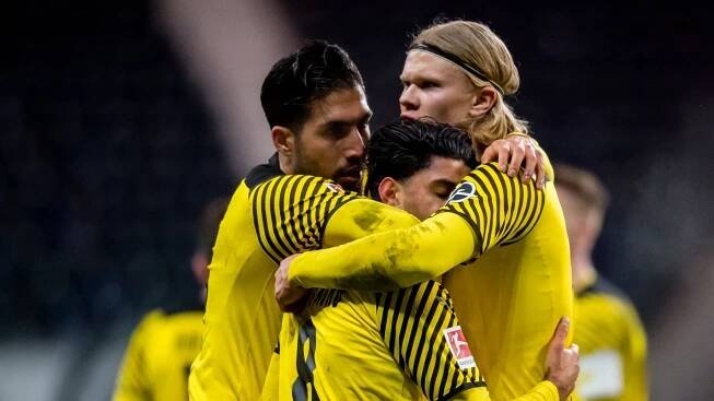 Borussia Dortmund cut Bayern Munich lead, Barcelona held by Granada - European round-up