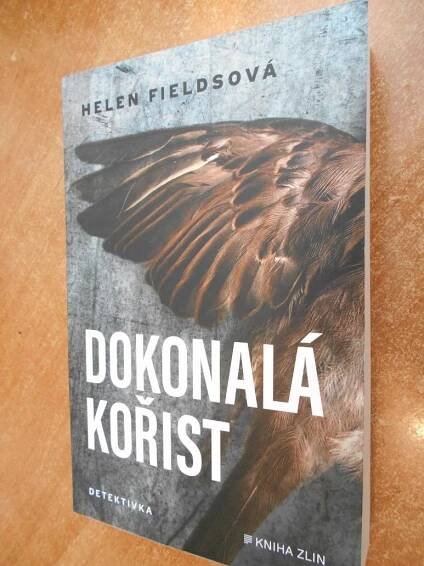 Fieldsová Helen - Dokonalá kořist - Knihy a časopisy