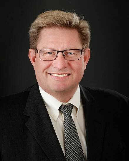 Doug Niesen headshot