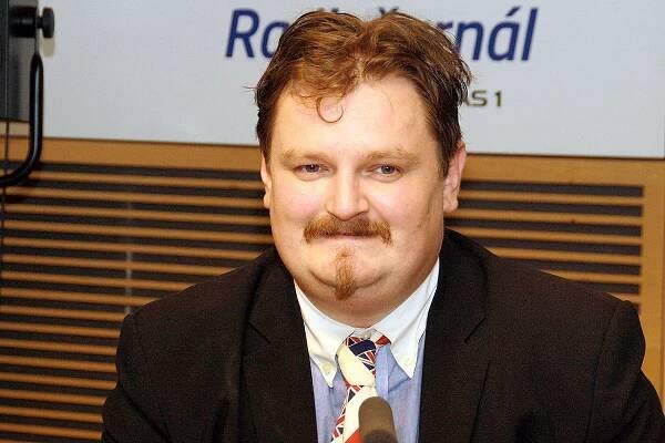 Petr Bartoň, ekonom Národohospodářské fakulty VŠE | Radiožurnál