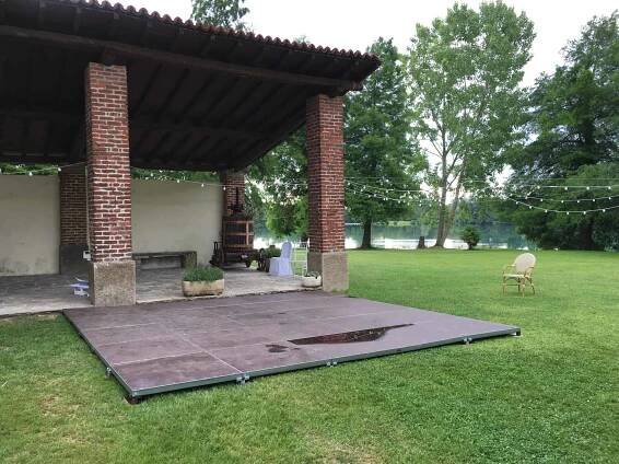 Noleggio Pedane e Palchi Bassi | Stage Rent