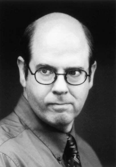 Stephen Tobolowsky in Mezi námi děvčaty (2003)
