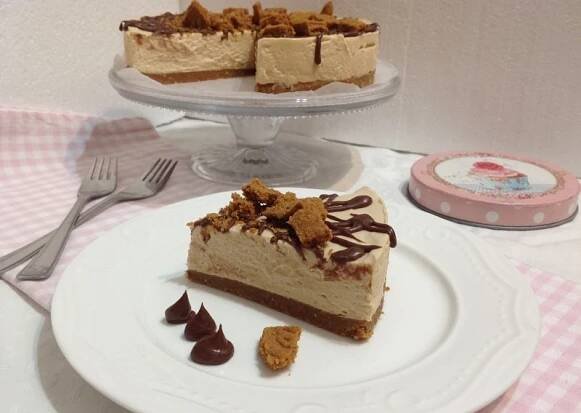 Nepečený cheesecake se sušenkovým máslem - Víkendové pečení