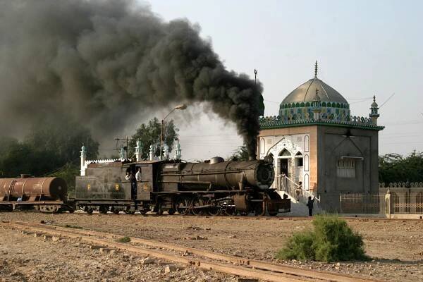 	YD #519 departing from Mirpur Khas