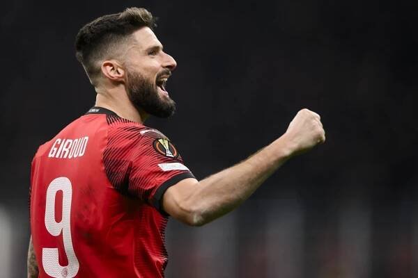 Fotbalista AC Milan Olivier Giroud