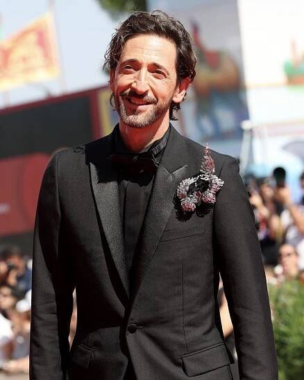 The 2024 Venice Film Festival Brings Natural Diamond Jewelry to the Next Level 19