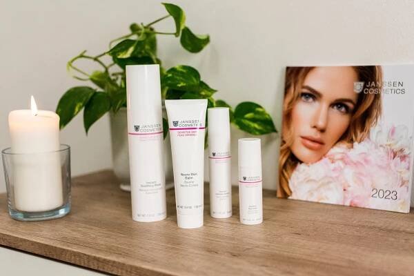 Galerie - Claret Beauty