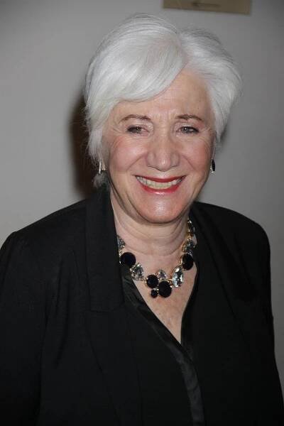 Zemřela oskarová herečka Olympia Dukakis: Na svou hereckou maminku vzpomíná i Cher