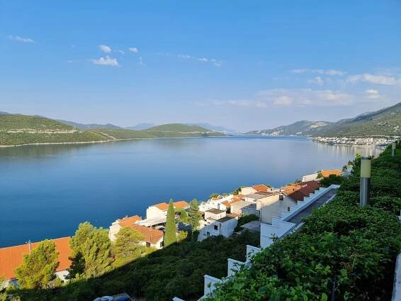 Neum photo
