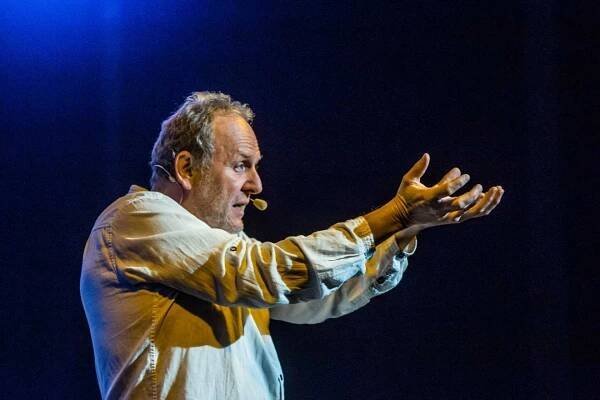 Herec, myslitel a improvizátor Jaroslav Dušek otevře své srdce