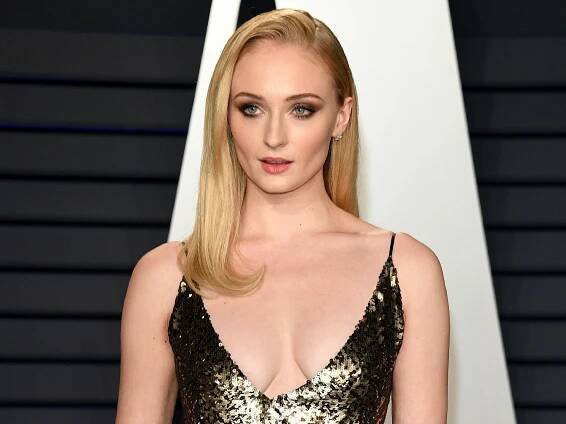 Sophie Turner Opens Up About Getting Engaged at 21