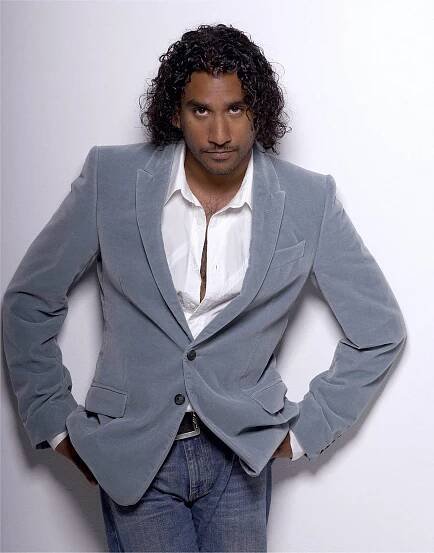 Naveen Andrews fotka