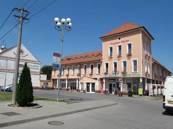 Soubor:Dolní Bojanovice, penzion.jpg – Wikipedie