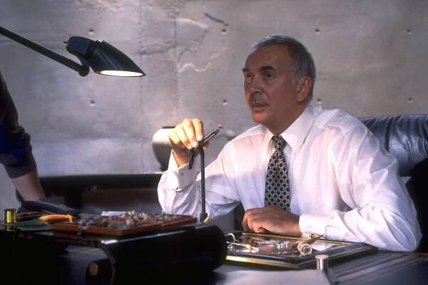 Lháři - Z filmu - Frank Langella
