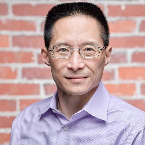 Eric Liu headshot