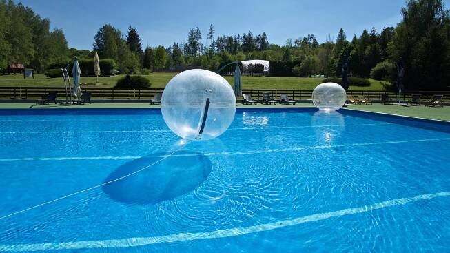 Aquazorbing | Sporthotel Kácov