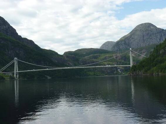 Dalsfjordbrua (Vestland, 2013) | Structurae 