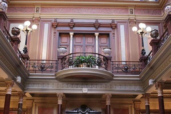 Casades Mansion