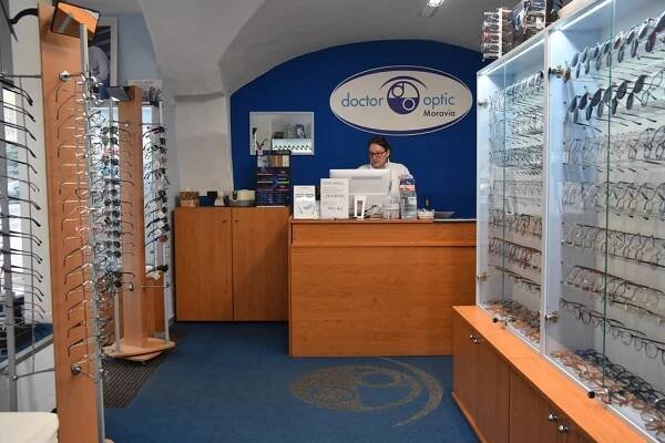 DR. OPTIK Moravia foto 2