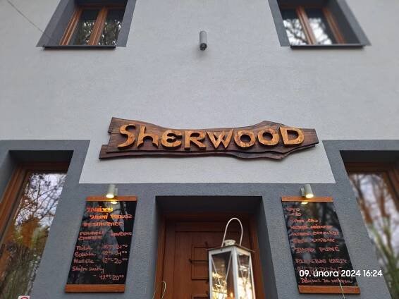 Recenze - Restaurace Sherwood • Mapy.com