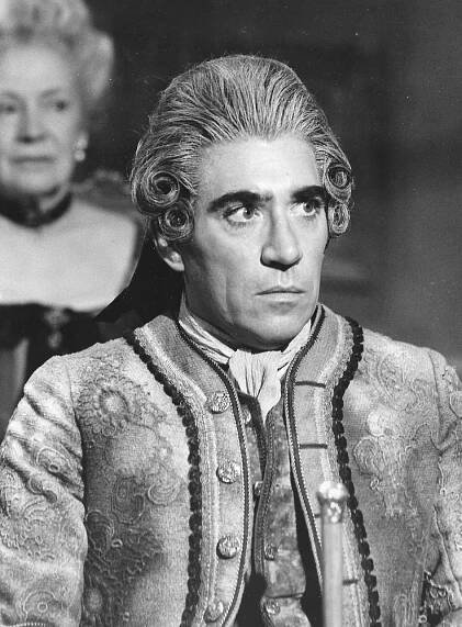 Casanova - Frank Finlay Net