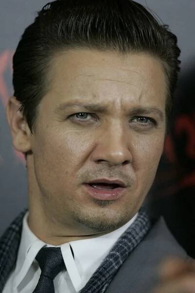 Jeremy Renner - Celebrity biography, zodiac sign and famous quotes