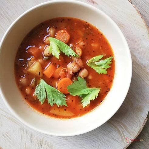 Italská polévka minestrone